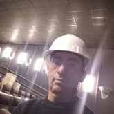 Electricista. Busco pareja. Medias Rubia