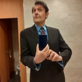 Busco pareja. Una chica que bese bien.