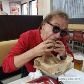 caligula1 chico divorciado en El masnou