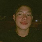 Busco ligar. Una chica muy cool y muchas