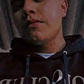 Operador. Una chica con quién pasarla