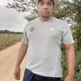 Electrónica. Mujeres de 18 a 40 años.