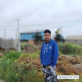 Trabajo de todo. Busco pareja. Una