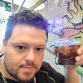 Busco mujeres sinceras. Soy buen chico y