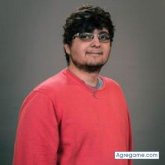 Busco: Hola! espero conocer a alguien con quien charlar e ir