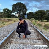 Trabajo. Busco pareja. Amig@s y pareja.