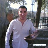 kacike chico soltero en Sevilla