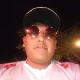 Busco pareja. Estoy buscando una novia.