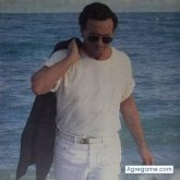 Encuentra Hombres solteros en Miami Beach