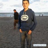 Adrian1018 chico soltero en Capital Federal