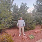 Busco pareja. Estoy buscando una mujer.