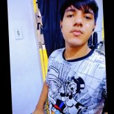 Aventura y tener relaciones y salir de