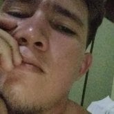 Mujeres, adolescentes. Soy catire, y el