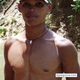 Encuentra Hombres solteros en Guantanamo