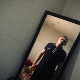 Busco pareja. Soy alto