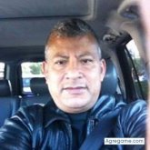 Busco: Mujer cerca de mi ciudadMe defino: Romántico