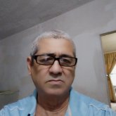 Busco ligar. Buscando una linda amistad