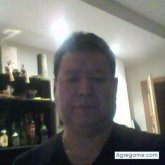 criptobulo chico separado en Barcelona