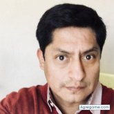 Busco ligar. La vida es muy corta y