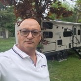 Busco chatear. Mujeres cercanas. Una