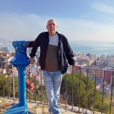 Mujer cerca de mi ubicación.