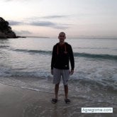 Busco pareja. Conocer novia. Tranquil.