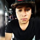 Chófer. Mujeres alegres que no sean