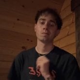 Una persona que le guste salir y me