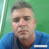 Busco hacer amistades. Gente. Trankilo.