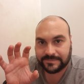 Encuentra Hombres solteros en Rianxo