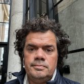 Busco pareja. Una chica que me acompañe