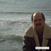 Encuentra Hombres solteros en Chascomús