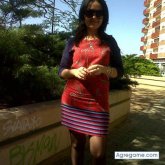 Noza chica separada en Valencia