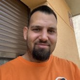 Busco ligar. Amostades o lo que surja.