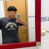 Estoy buscando una mujer. Soy morochito