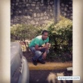 Encuentra Hombres solteros en Peravia