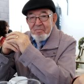 Serio responsable. Leer.