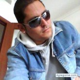 Encuentra Hombres solteros en Mequinenza
