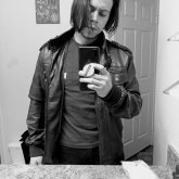 Busco ligar. Conocer nuevas amistades.