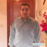 Busco ligar. Lo que surja. Normal. Amor.