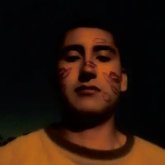 Estudiante. Busco conocer gente. Busco a