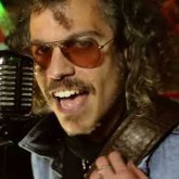 Trabajador. Busco hacer amistades. Busco