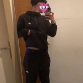 Busco ligar. Mujeres. Tenerla grande.