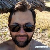 Busco conocer gente. Conocer chicas.