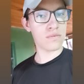 Estudiante. Amigos para hablar. Soy