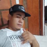 Busco hacer amistades. La música.