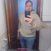 Estudiante. Busco conocer gente.