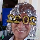 Enplado. Busco ligar. Busco conocer