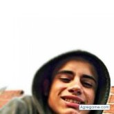 Busco: ...Me defino: ...Me gusta: ...