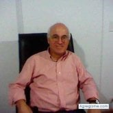 Encuentra Hombres solteros en Arturo Seguí